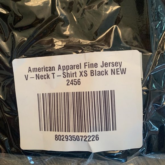 NWT AMERICAN APPAREL FINE JERSEY‎ V-NECK T-SHIRT BLACK XXS - Picture 3 of 7